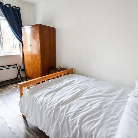 Great Spacious 2 Bedroom Flat Hendon Eksteriør billede