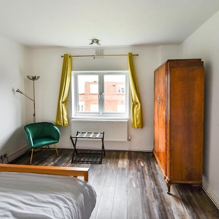 Great Spacious 2 Bedroom Flat Hendon Eksteriør billede