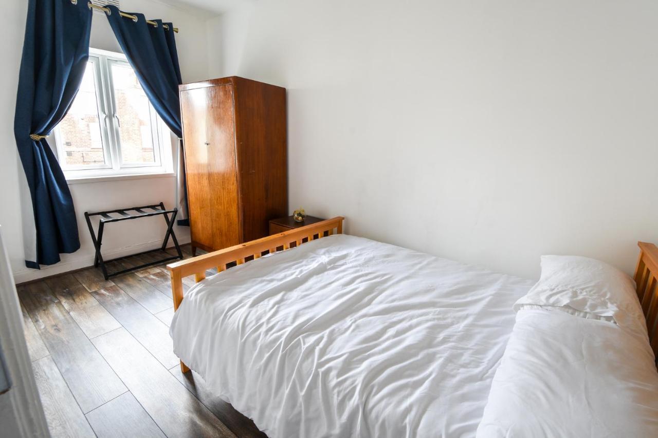 Great Spacious 2 Bedroom Flat Hendon Eksteriør billede