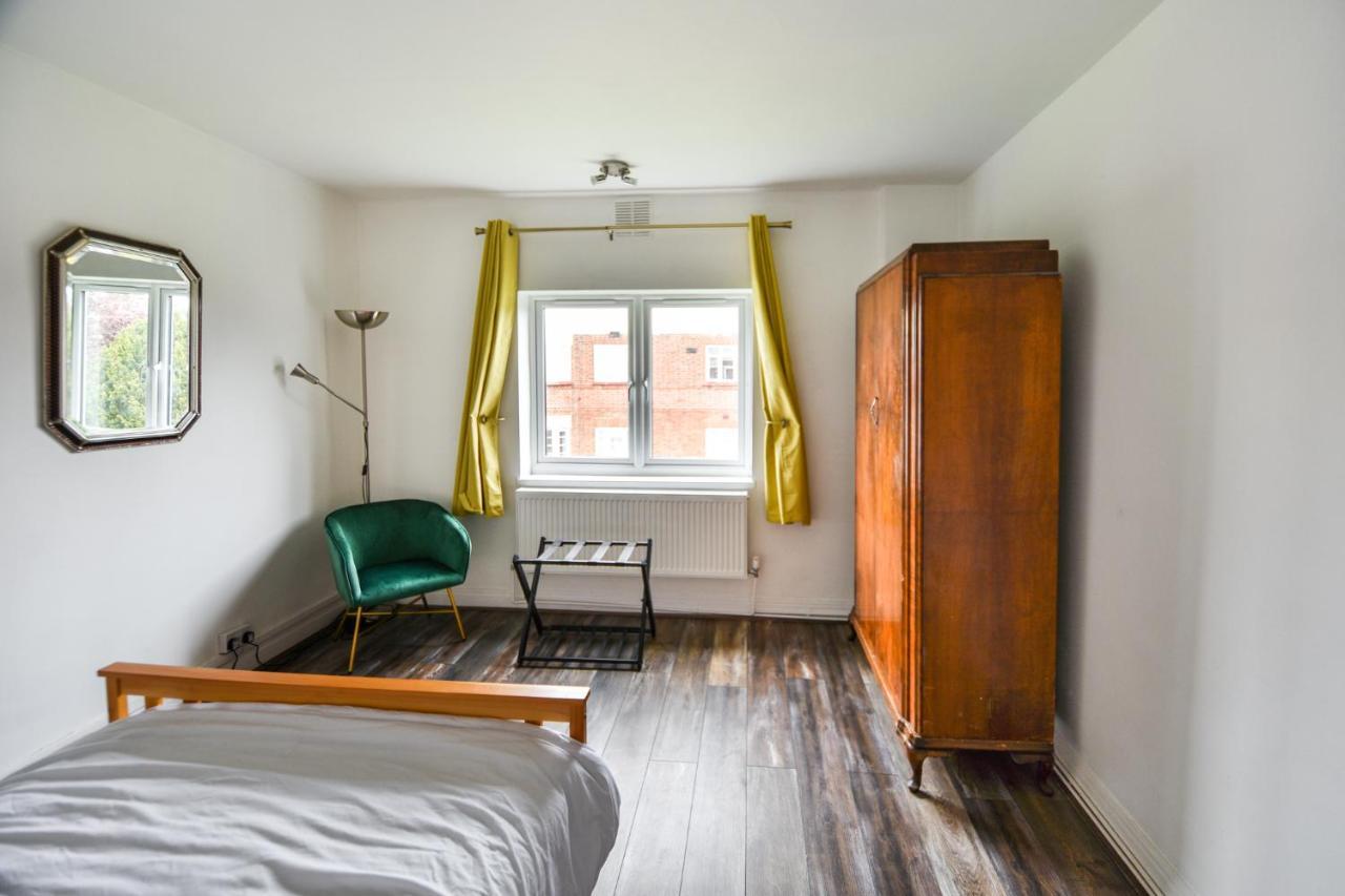 Great Spacious 2 Bedroom Flat Hendon Eksteriør billede